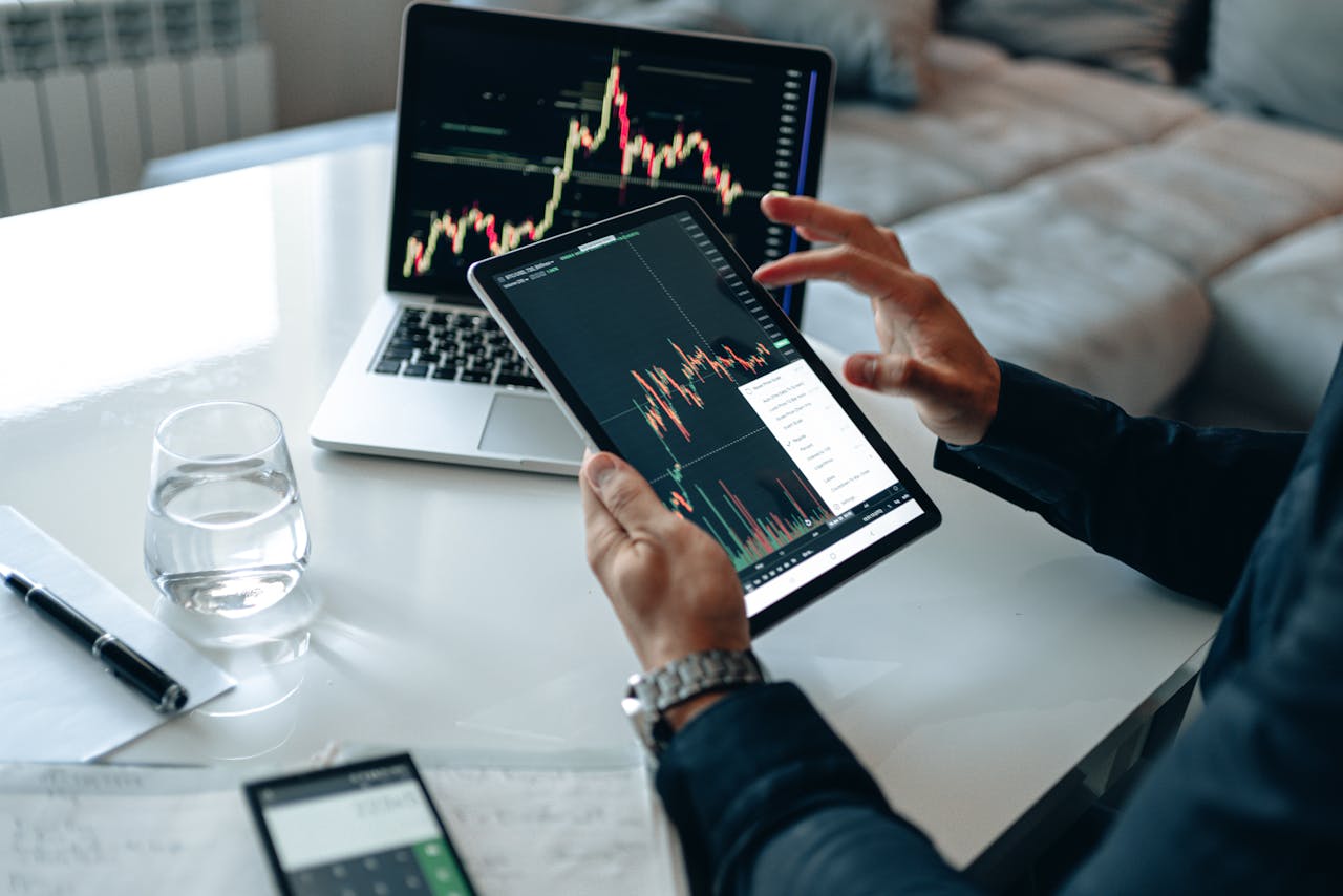 How to trade with 100 RS?